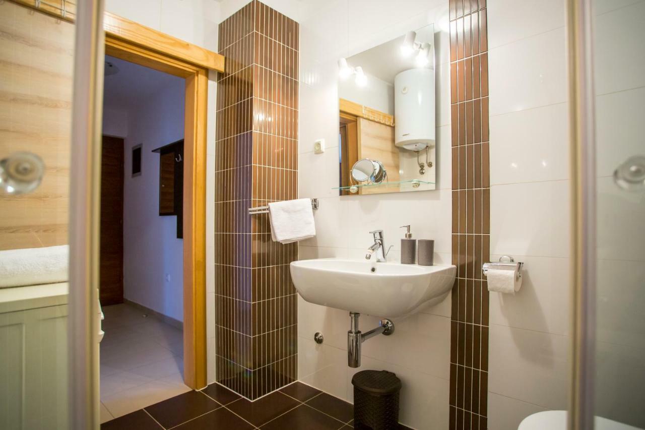 Apartman Irena Pula Zewnętrze zdjęcie